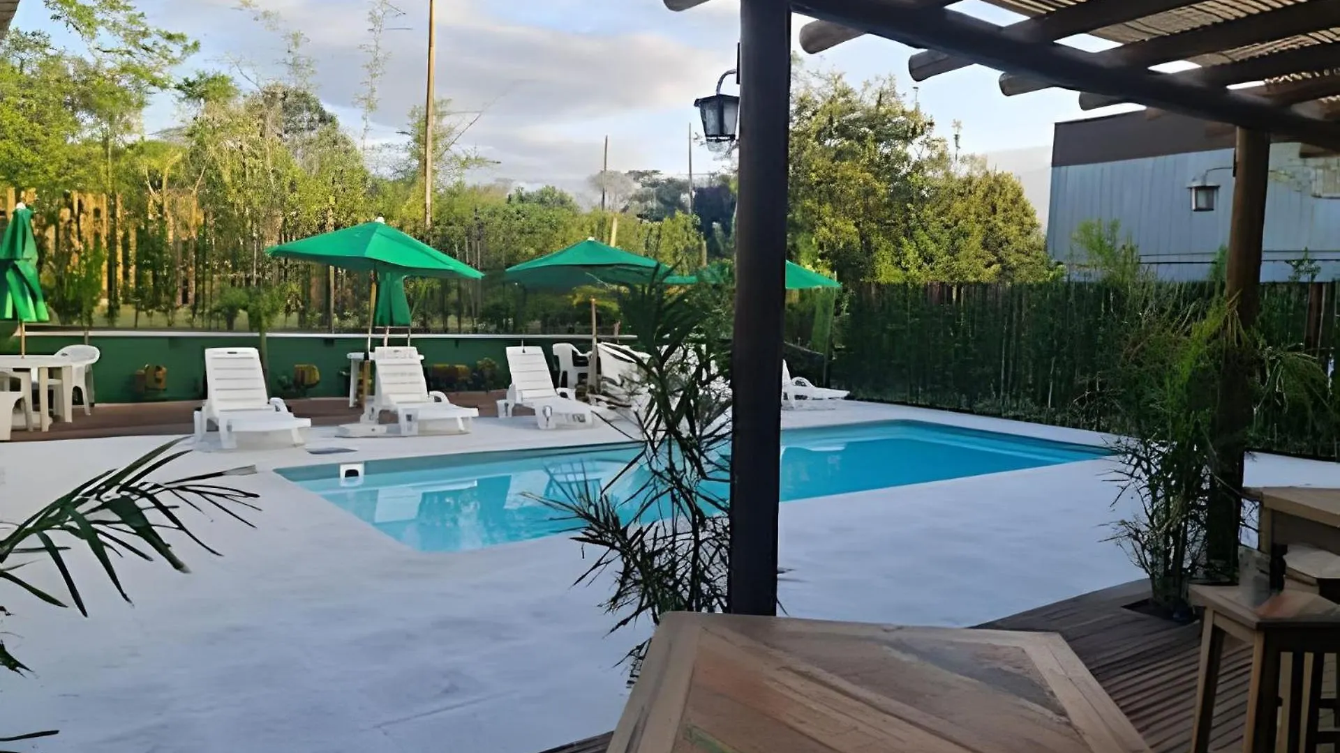 Condominio Paraiso Do Rosa 임비투바